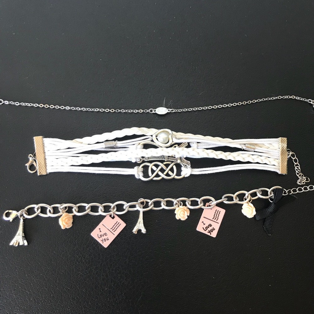 Lot of 8 bracelets
